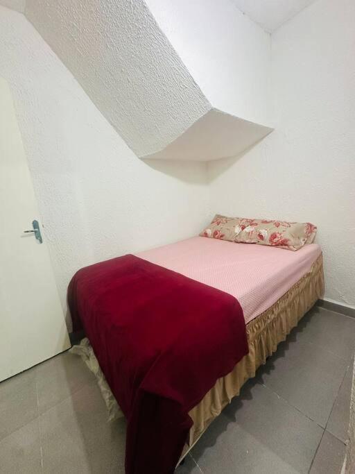 Apartamento Kitnet Mobiliada, 01 -zona Norte Cod 04